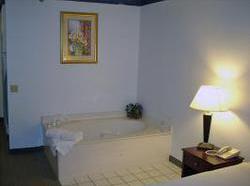 Hotel Holiday Inn Express Elkhart N I80 90 Ex 92  | Elkhart | Indiana | United States 18