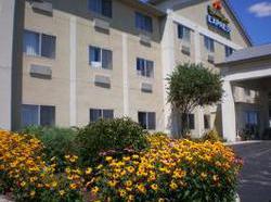 Hotel Holiday Inn Express Elkhart N I80 90 Ex 92  | Elkhart | Indiana | United States 2