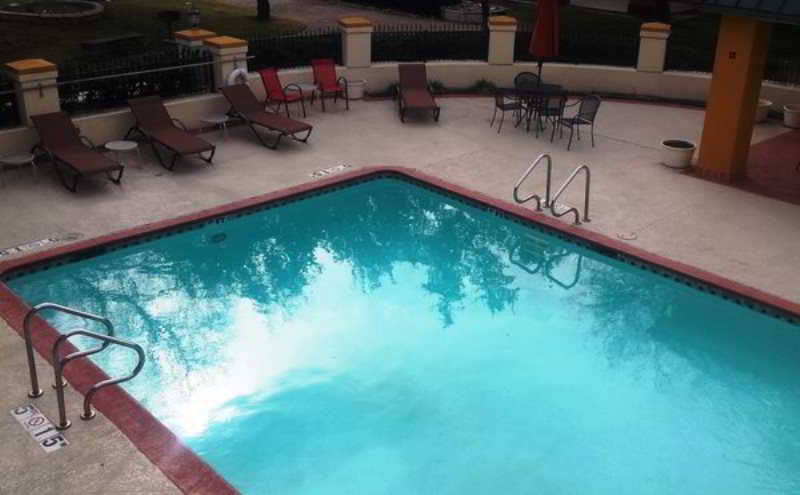 Hotel Quality Inn & Suites  | Addison | Texas | United States 6