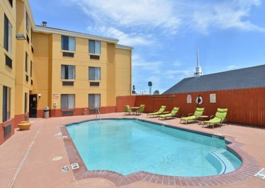 Hotel Sleep Inn & Suites Baytown  | Baytown | Texas | United States 11