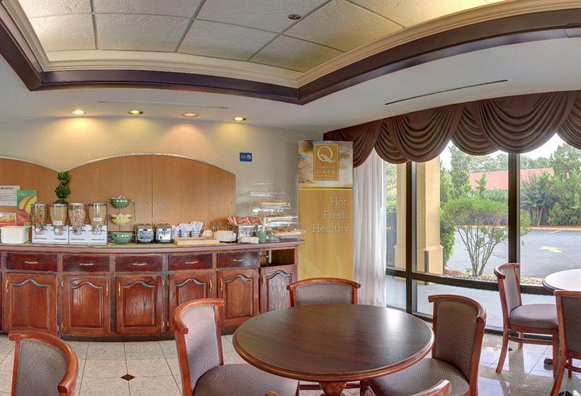 Hotel Quality Inn near Six Flags Douglasville