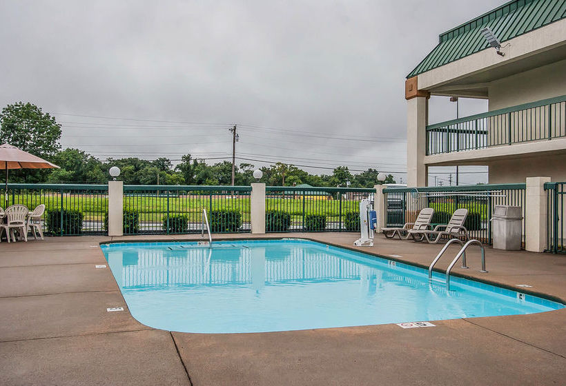 Hotel Quality Inn  | Lebanon | Tennessee | United States 10