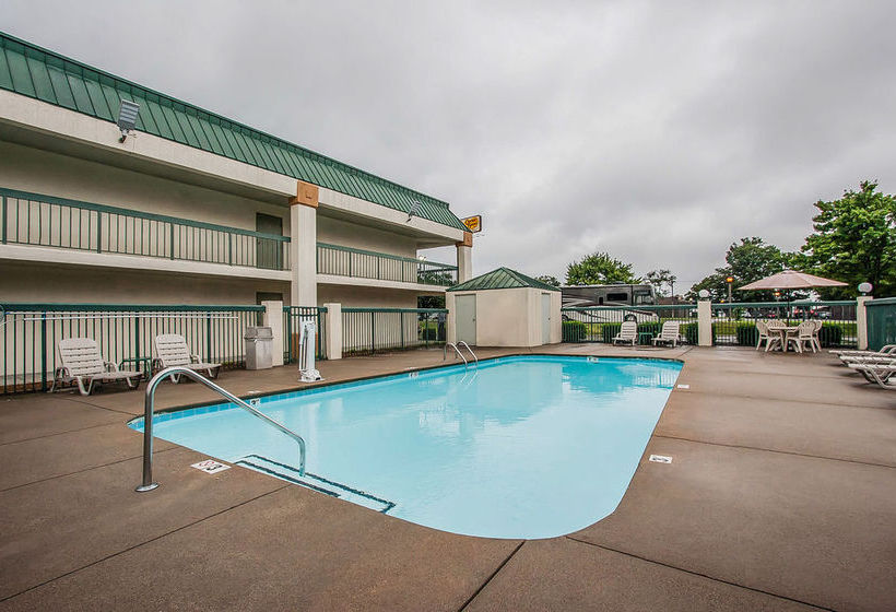 Hotel Quality Inn  | Lebanon | Tennessee | United States 11