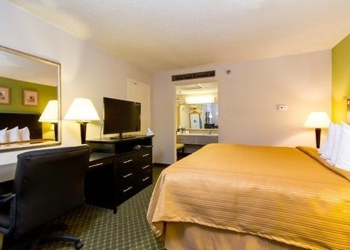 Hotel Quality Inn & Suites Moline Illinois