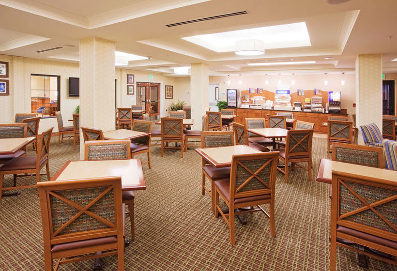 Hotel Holiday Inn Express Denver Airport  | Denver | Colorado | United States 2