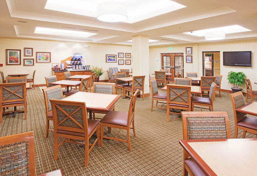 Hotel Holiday Inn Express Denver Airport  | Denver | Colorado | United States 3