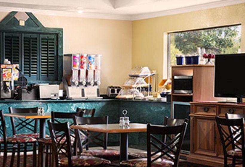 Hotel Days Inn & Suites Stuttgart  | Stuttgart | Arkansas | United States 3