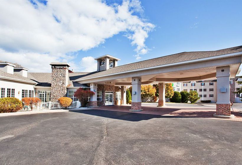 Hotel Holiday Inn Express St Ignace Lake Front  Michigan
