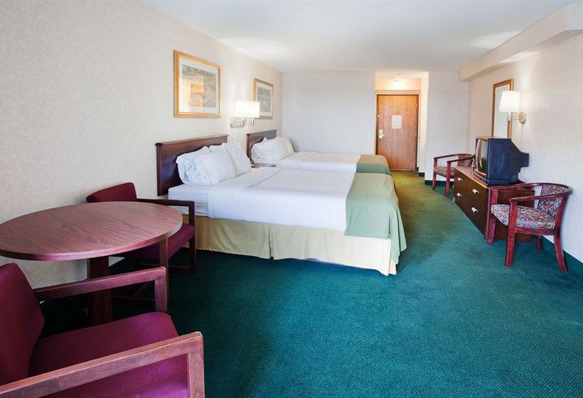 Hotel Holiday Inn Express St Ignace Lake Front   | St. Ignace | Michigan | United States 19