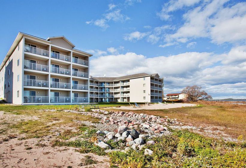 Hotel Holiday Inn Express St Ignace Lake Front   | St. Ignace | Michigan | United States 5