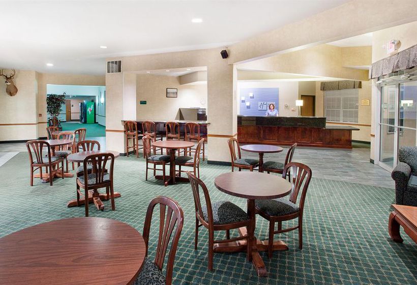 Hotel Holiday Inn Express St Ignace Lake Front   | St. Ignace | Michigan | United States 9