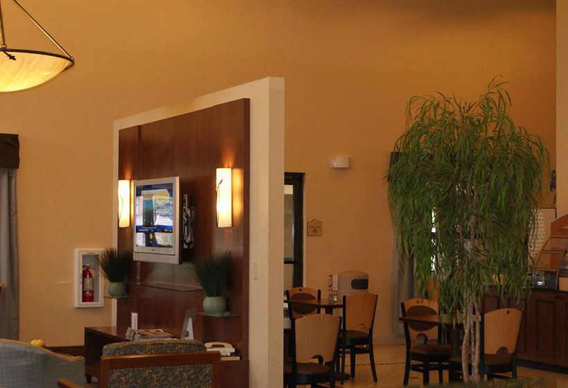 Hotel Holiday Inn Express Waynesboro-Route 340  | Waynesboro | Virginia | United States 18