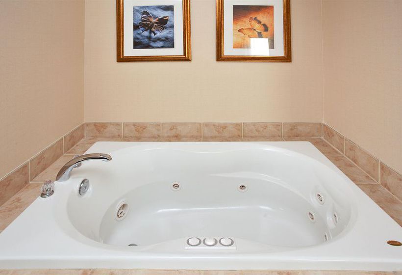 Hotel Holiday Inn Express Waynesboro-Route 340  | Waynesboro | Virginia | United States 6