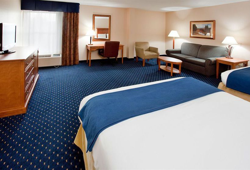 Hotel Holiday Inn Express Waynesboro-Route 340  | Waynesboro | Virginia | United States 9