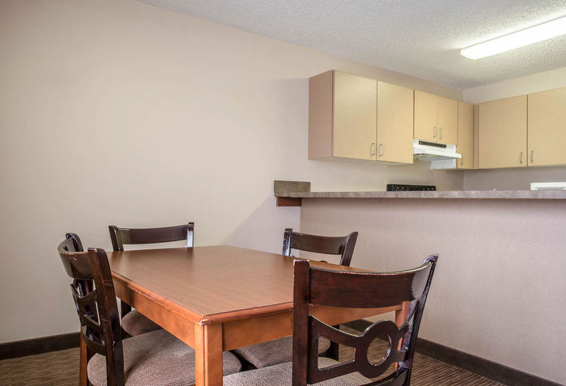 Hotel Quality Inn & Suites Matthews   | Matthews | North Carolina | United States 11