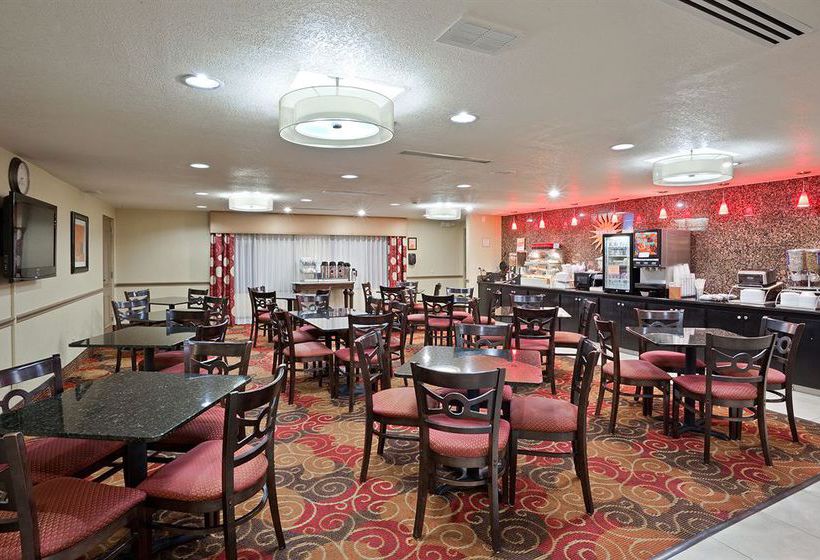 Hotel La Quinta Inn & Suites Salina