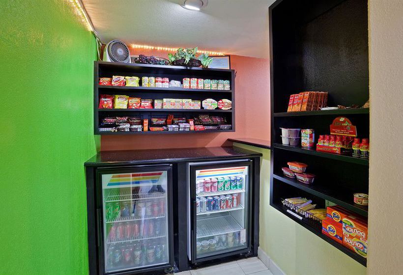 Hotel La Quinta Inn & Suites Salina  | Salina | Kansas | United States 13