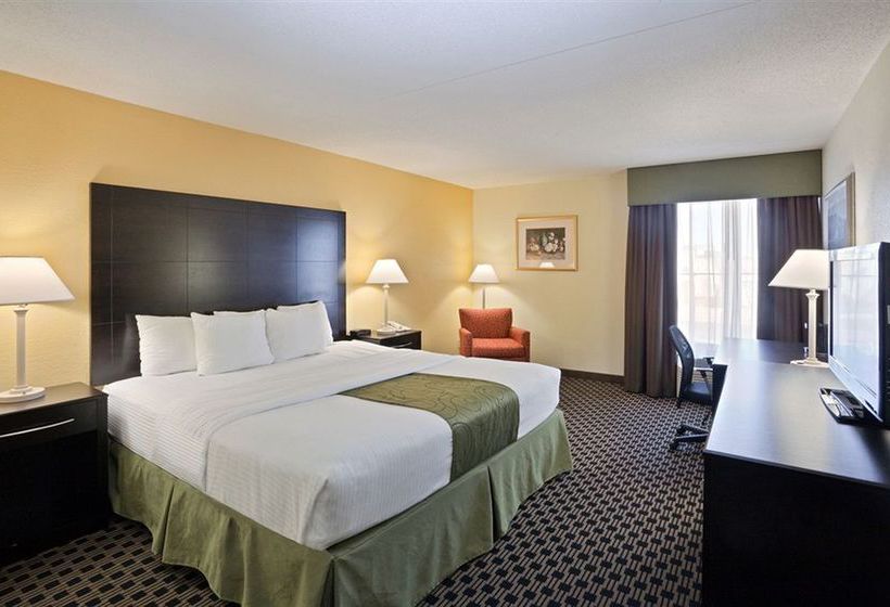 Hotel La Quinta Inn & Suites Salina  | Salina | Kansas | United States 14