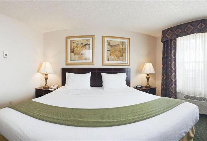 Hotel Holiday Inn Express Oshkosh - Sr-41  | Oshkosh | Wisconsin | United States 2