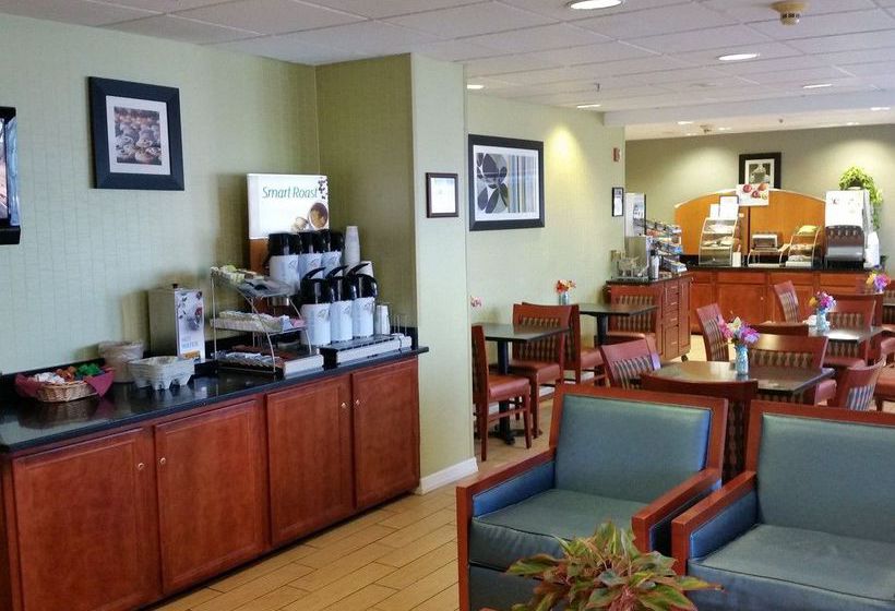 Hotel Holiday Inn Express Allentown Dorney Park Area  | Allentown | Pennsylvania | United States 15