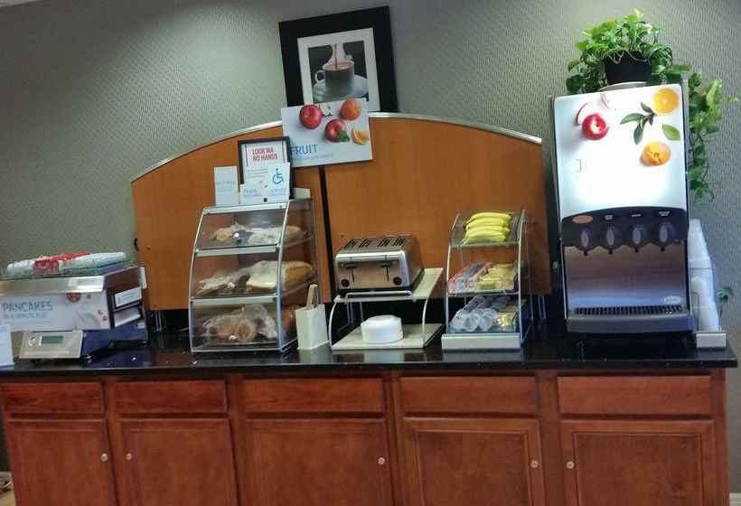 Hotel Holiday Inn Express Allentown Dorney Park Area  | Allentown | Pennsylvania | United States 16