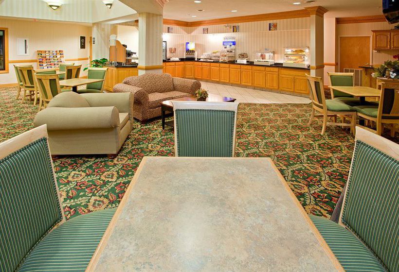 Hotel Holiday Inn Express Kokomo  | Kokomo | Indiana | United States 8