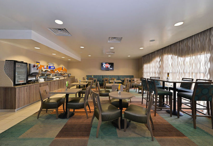 Hotel Holiday Inn Express Forth Worth (I-20)  | Fort Worth | Texas | United States 20