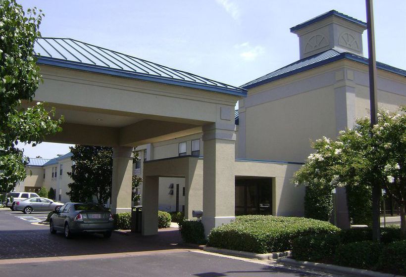 Hotel Holiday Inn Express Wilson I-95   | Wilson | North Carolina | United States 11