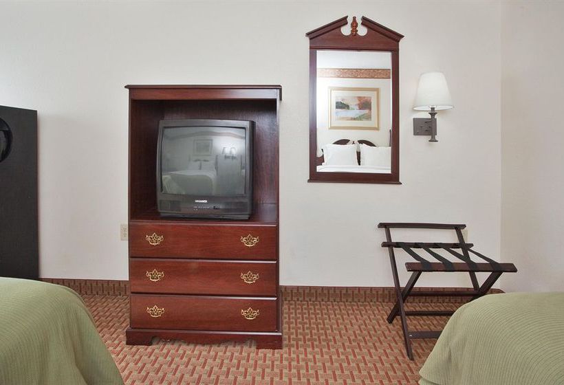 Hotel Holiday Inn Express Wilson I-95   | Wilson | North Carolina | United States 18