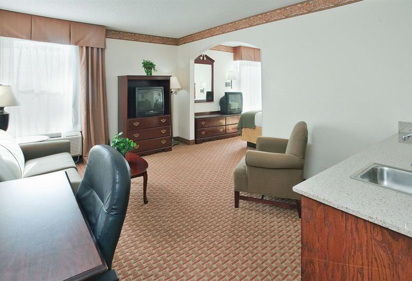 Hotel Holiday Inn Express Wilson I-95   | Wilson | North Carolina | United States 20