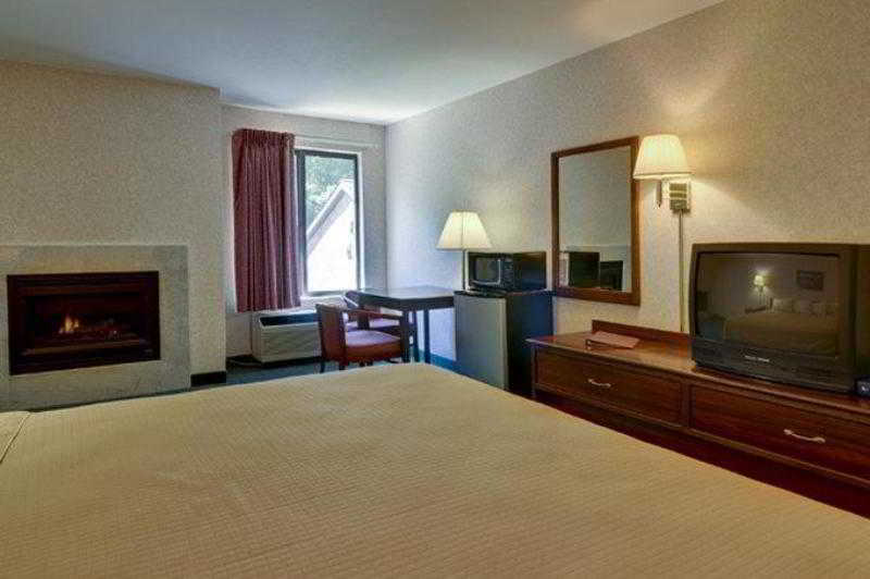 Best Western Plaza Hotel Saugatuck  | Saugatuck | Michigan | United States 15