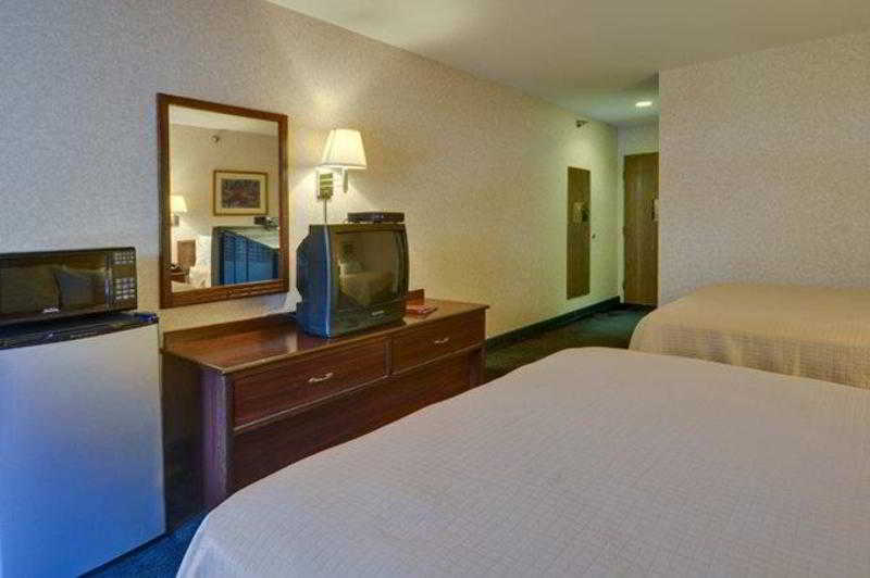 Best Western Plaza Hotel Saugatuck  | Saugatuck | Michigan | United States 19