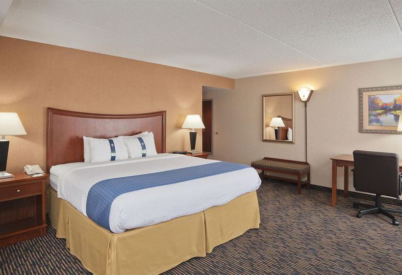 Hotel Wyndham Garden Urbana Champaign  | Urbana | Illinois | United States 15