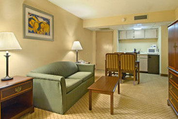 Howard Johnson Plaza Hotel Wichita Falls  | Wichita Falls | Texas | United States 5