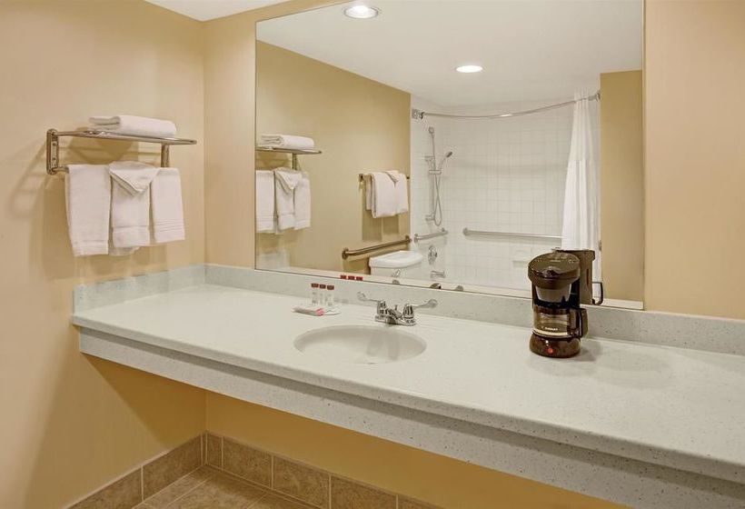 Ramada Hotel & Suites Englewood Denver South  | Englewood | Colorado | United States 14