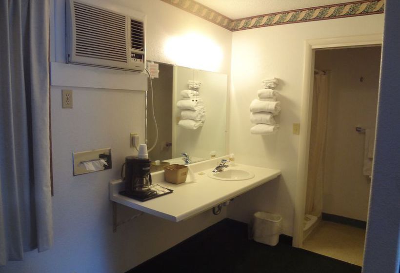 Motel Budget Host Inn Cody  | Cody | Wyoming | United States 15