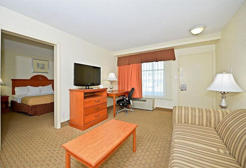 Hotel Best Western Plus Holiday Sands Inn & Suites  | Norfolk | Virginia | United States 10