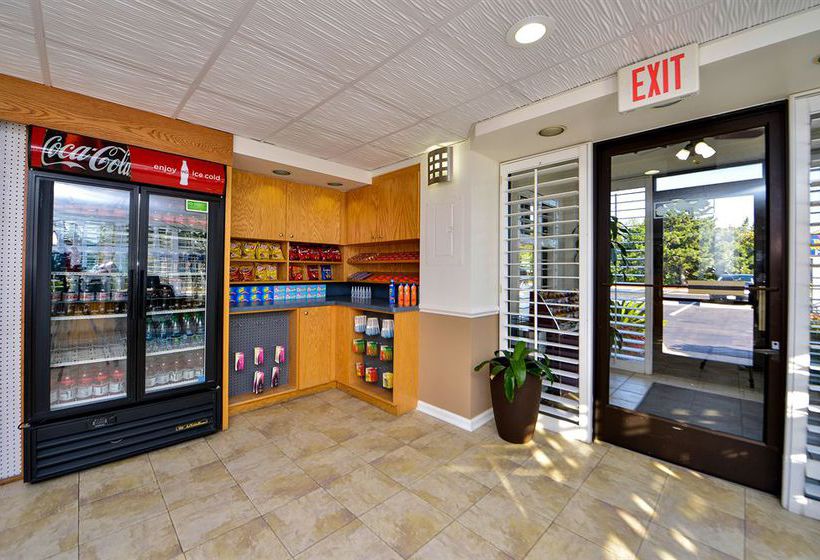 Hotel Best Western Plus Holiday Sands Inn & Suites  | Norfolk | Virginia | United States 6