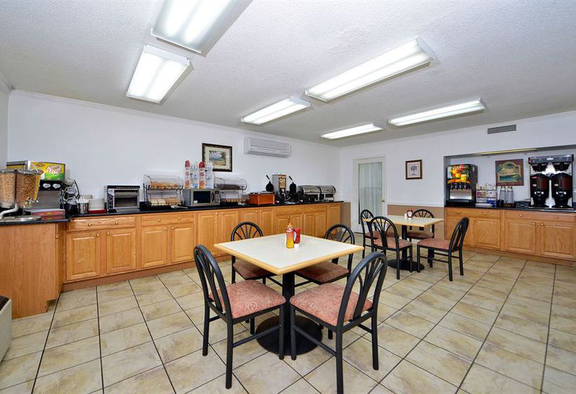 Hotel Best Western Plus Holiday Sands Inn & Suites  | Norfolk | Virginia | United States 7