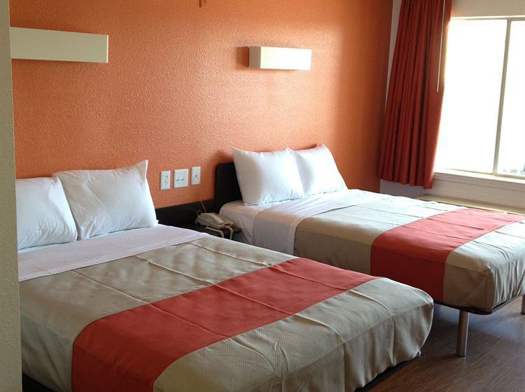 Motel 6 Grand Prairie Arlington  | Grand Prairie | Texas | United States 6
