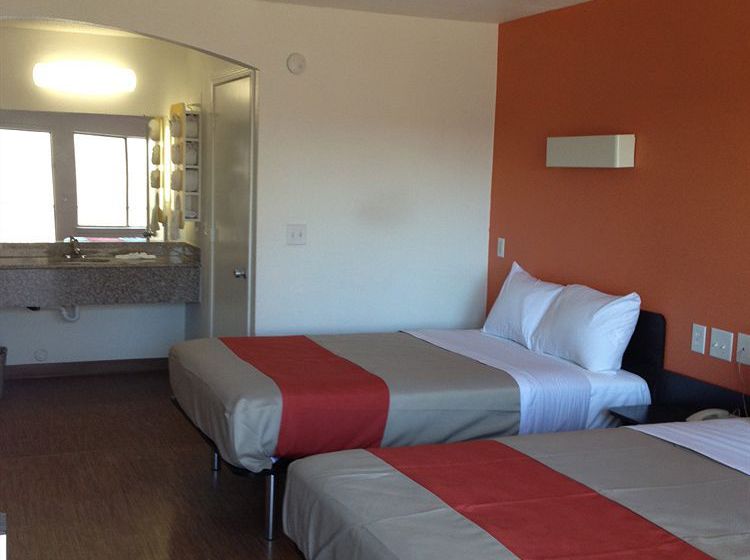 Motel 6 Grand Prairie Arlington  | Grand Prairie | Texas | United States 9