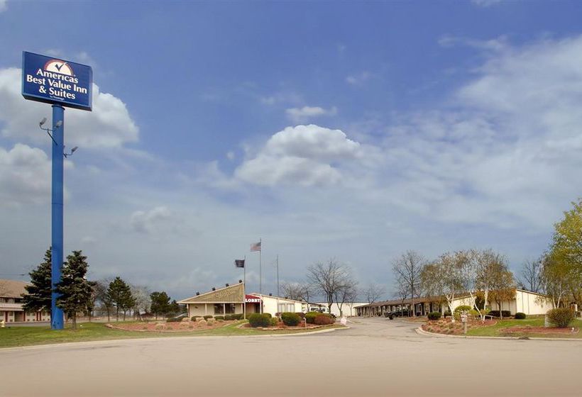 Hotel Americas Best Value Inn & Suites  | Monroe | Michigan | United States 8