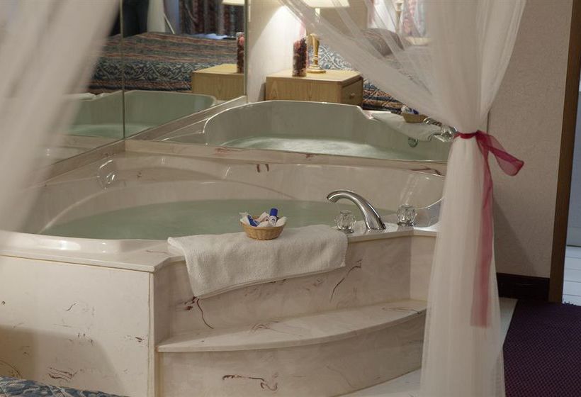 Hotel Americas Best Value Inn & Suites  | Monroe | Michigan | United States 9