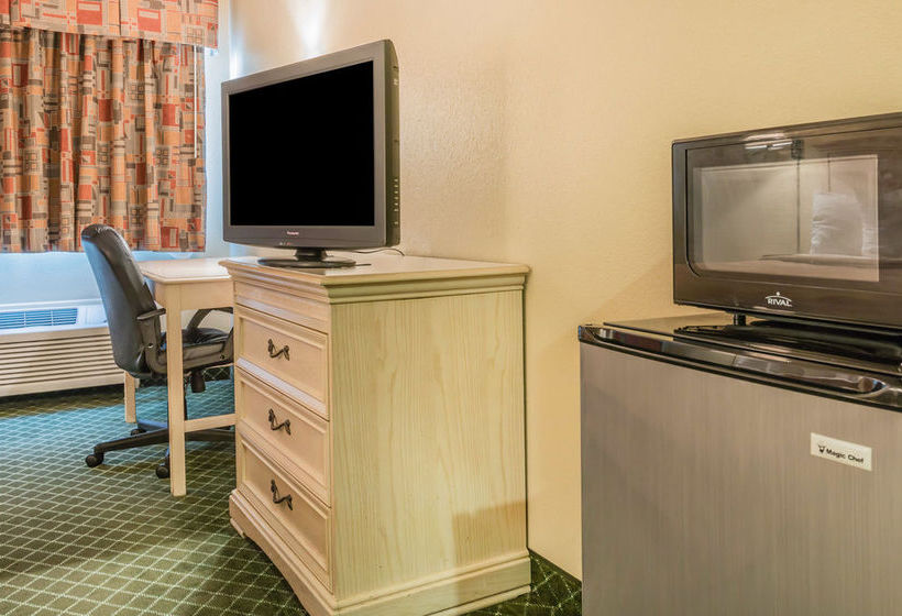 Hotel Quality Inn & Suites Romulus  | Romulus | Michigan | United States 15