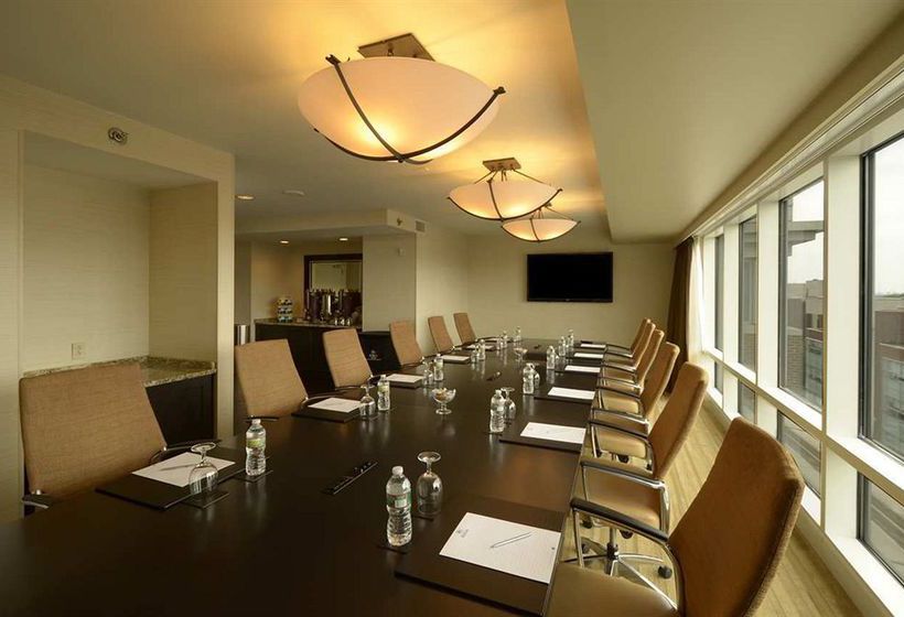 The Inn at Penn, A Hilton Hotel  | Philadelphia | Pennsylvania | United States 16