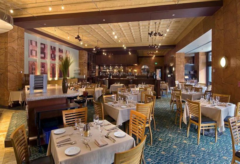 The Inn at Penn, A Hilton Hotel  | Philadelphia | Pennsylvania | United States 4