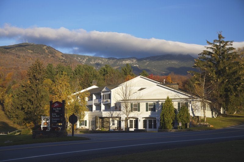 Hotel Inn At The Mountain  | Stowe | Vermont | United States 2