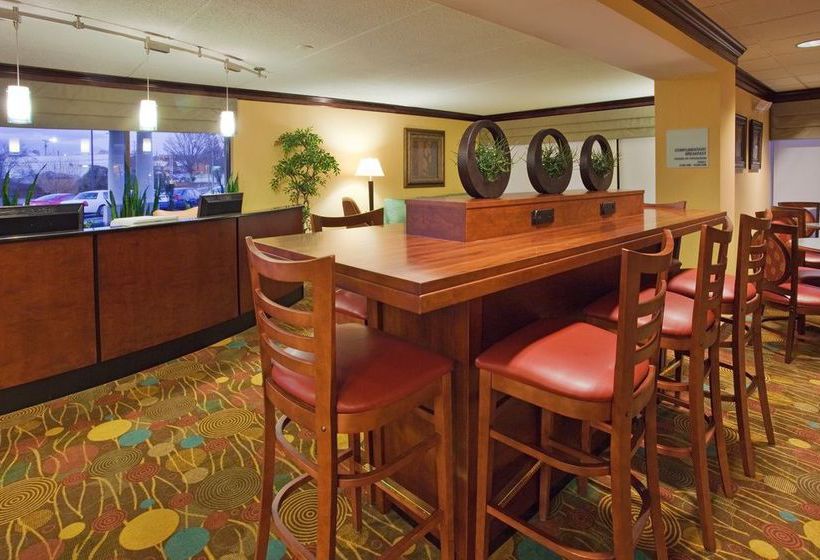 Hotel Holiday Inn Express Lynchburg  | Lynchburg | Virginia | United States 10