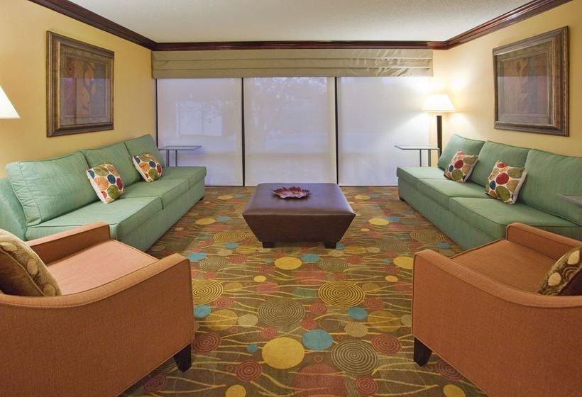 Hotel Holiday Inn Express Lynchburg  | Lynchburg | Virginia | United States 11