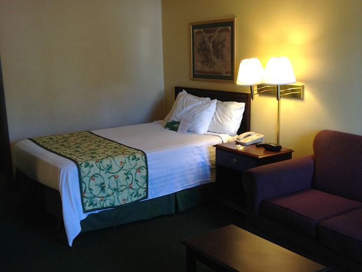 Hotel Innkeeper Motor Lodge  | Danville | Virginia | United States 15